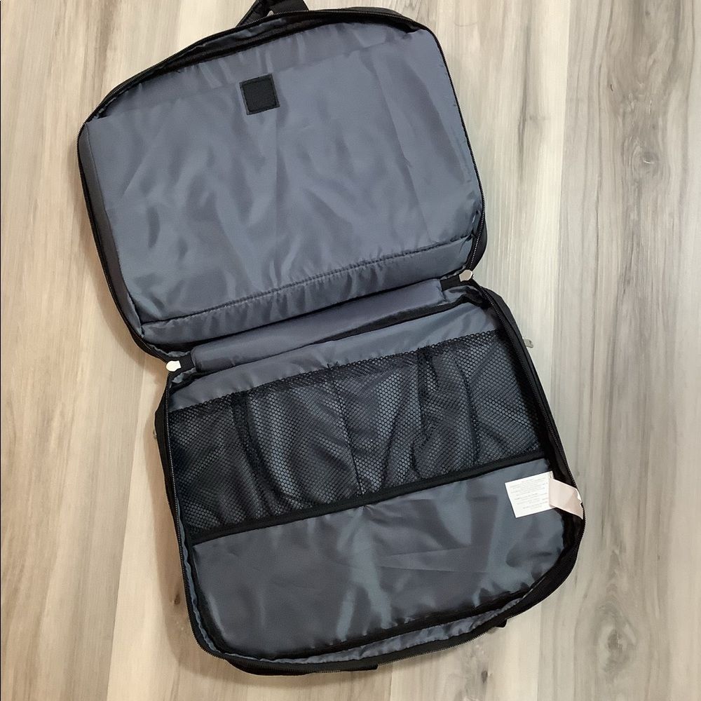 NWOT KENSINGTON BLACK LAPTOP BAG * - Picture 3 of 7